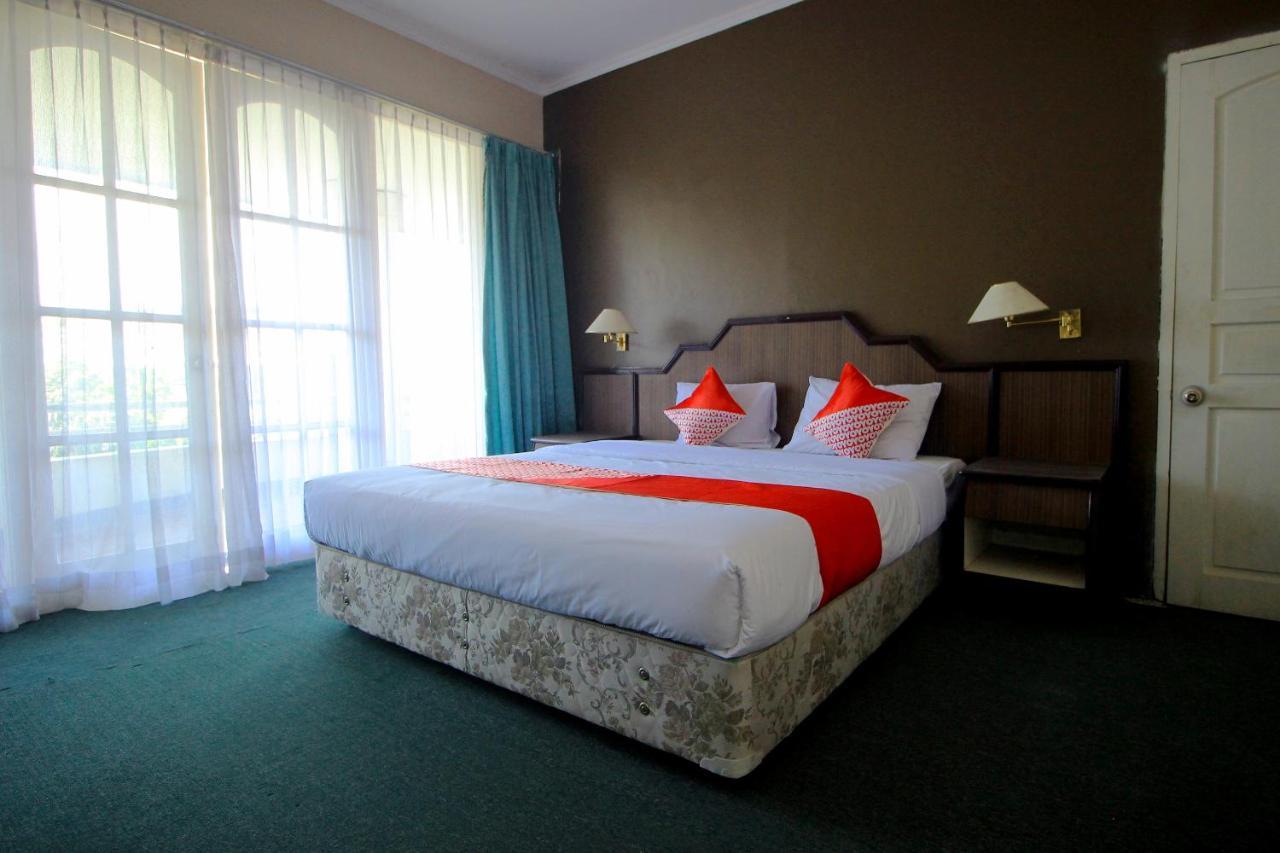 Oyo 2360 Hotel Rio Bengkulu Exterior foto