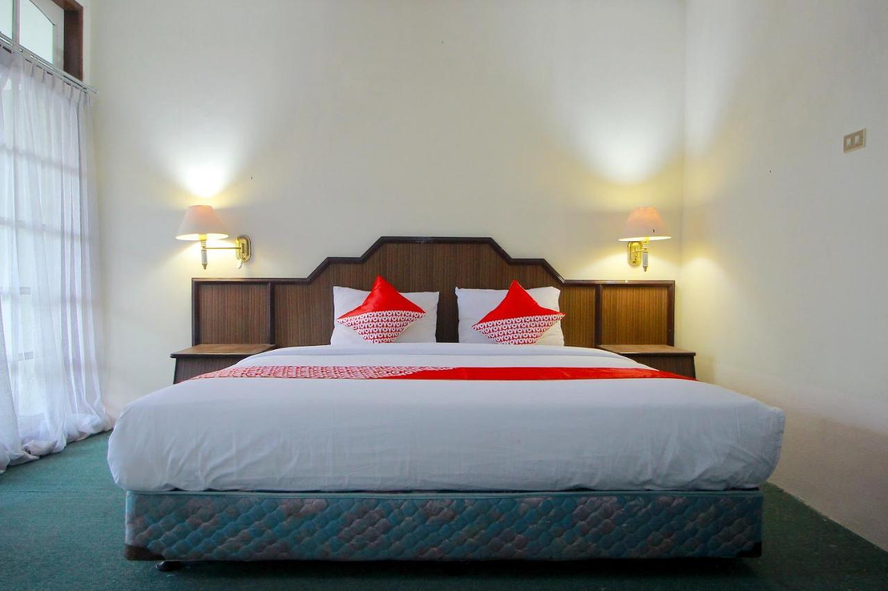 Oyo 2360 Hotel Rio Bengkulu Exterior foto