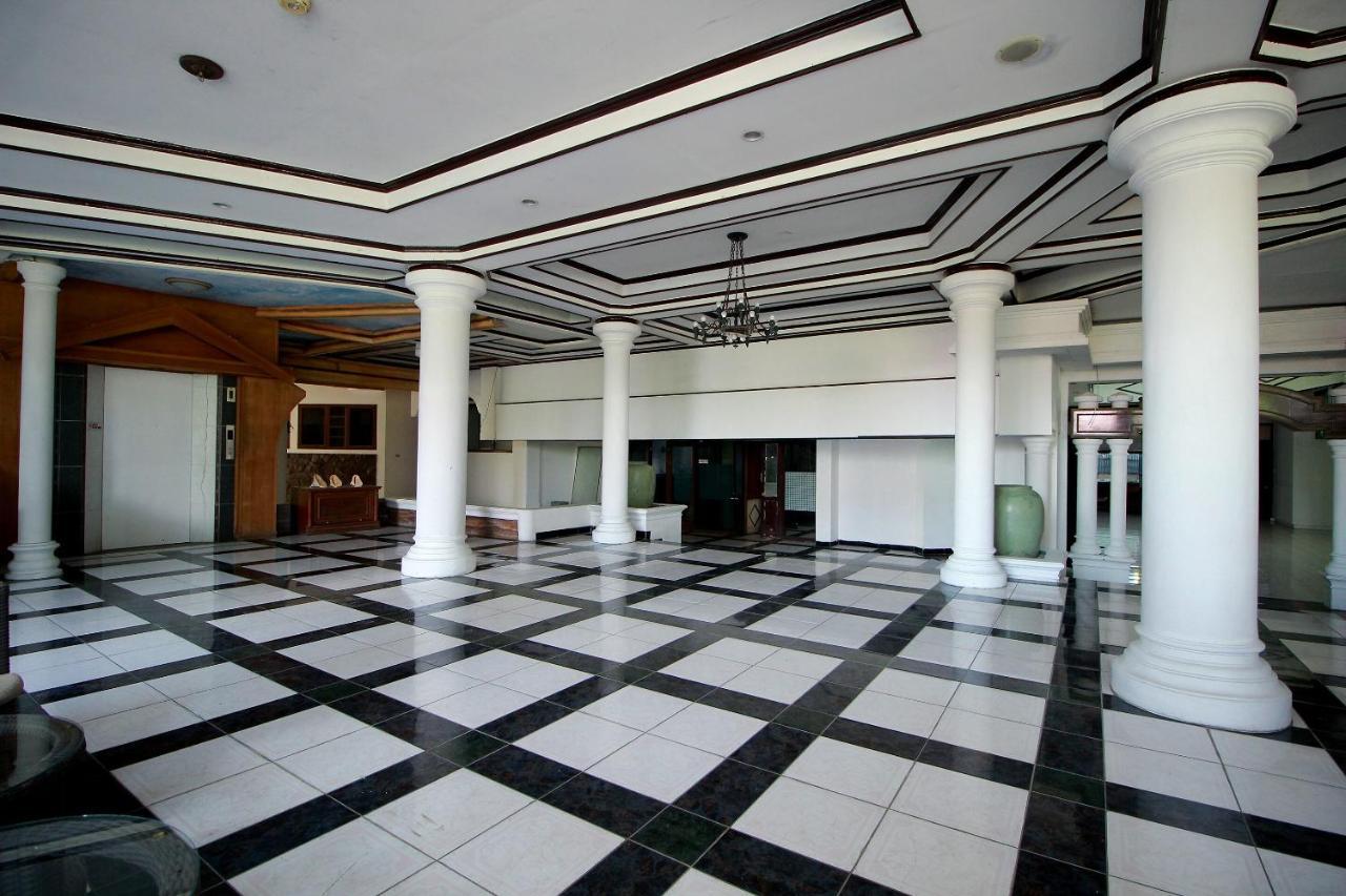 Oyo 2360 Hotel Rio Bengkulu Exterior foto
