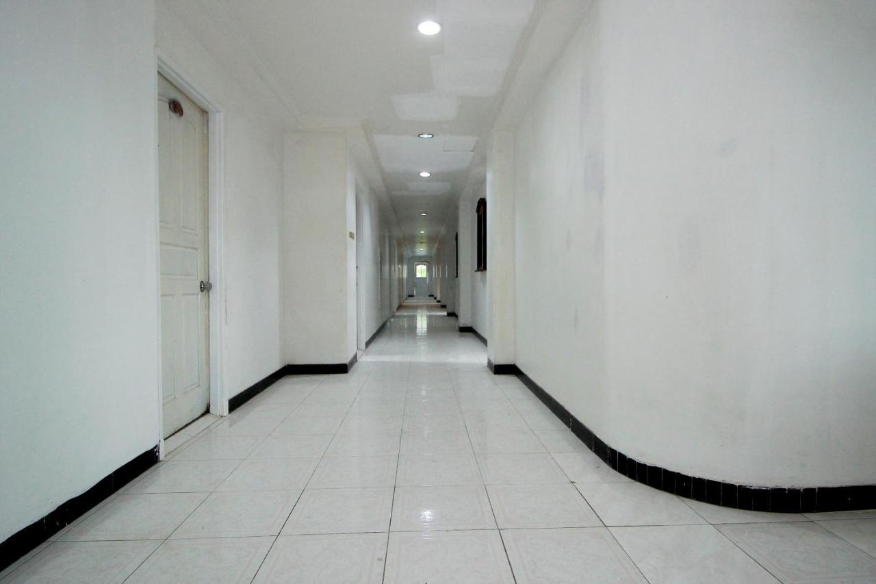 Oyo 2360 Hotel Rio Bengkulu Exterior foto